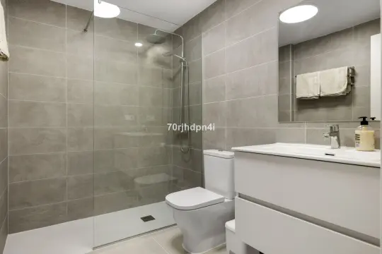 Image 9 thumb