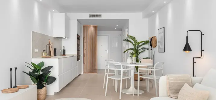 Sale of middle floor apartment in Nueva Andalucía 1