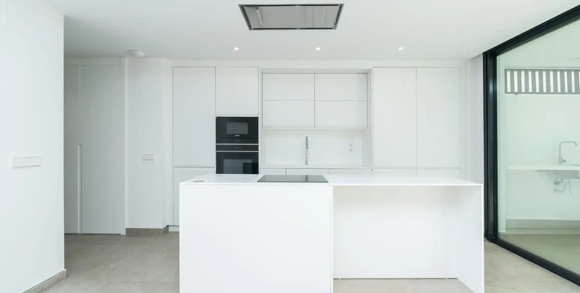 Sale of ground floor apartment in Bel Air 3