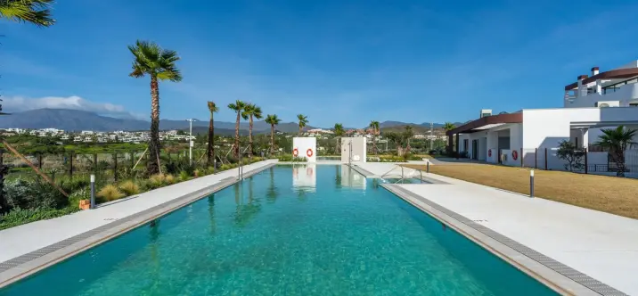 Sale of ground floor apartment in Bel Air 3