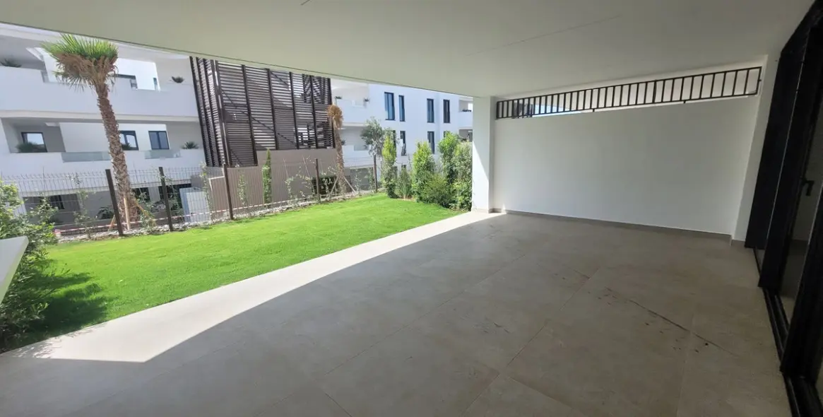 Sale of ground floor apartment in Bel Air 16