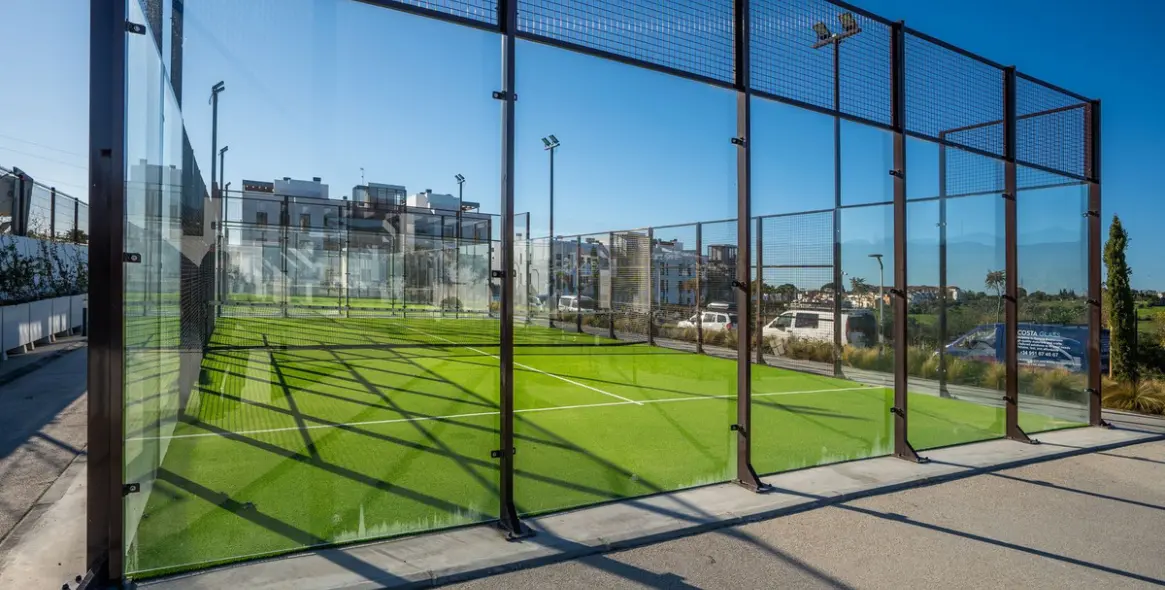 Sale of ground floor apartment in Bel Air 17