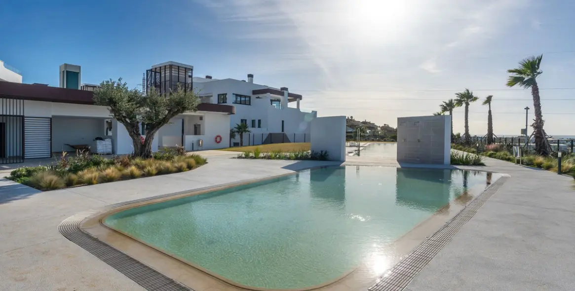 Sale of ground floor apartment in Bel Air 18