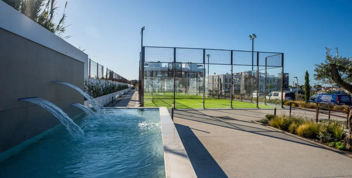 Продажа апартаментов на первом этаже в Bel Air 31