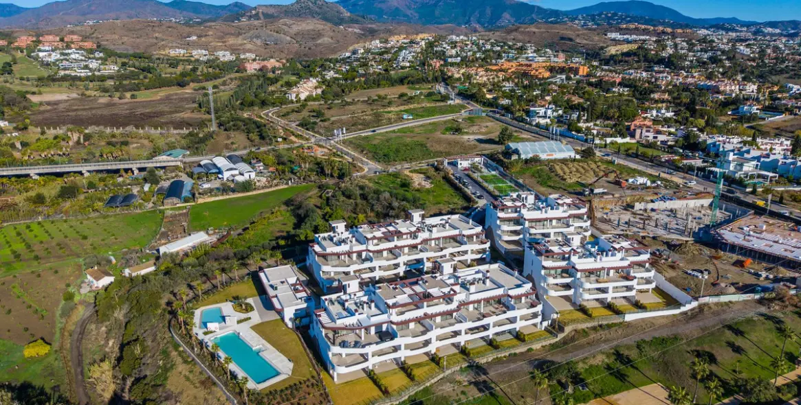 Продажа апартаментов на первом этаже в Bel Air 34