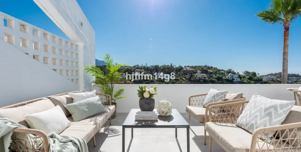 Продажа апартаментов на среднем этаже в La Quinta 4