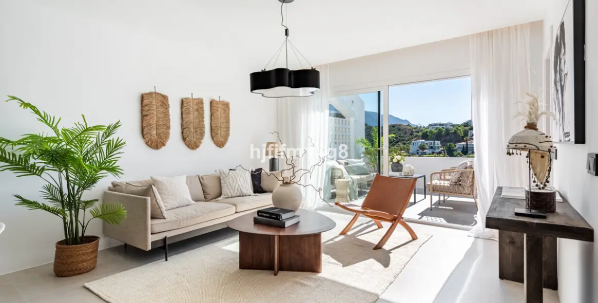 Продажа апартаментов на среднем этаже в La Quinta 5