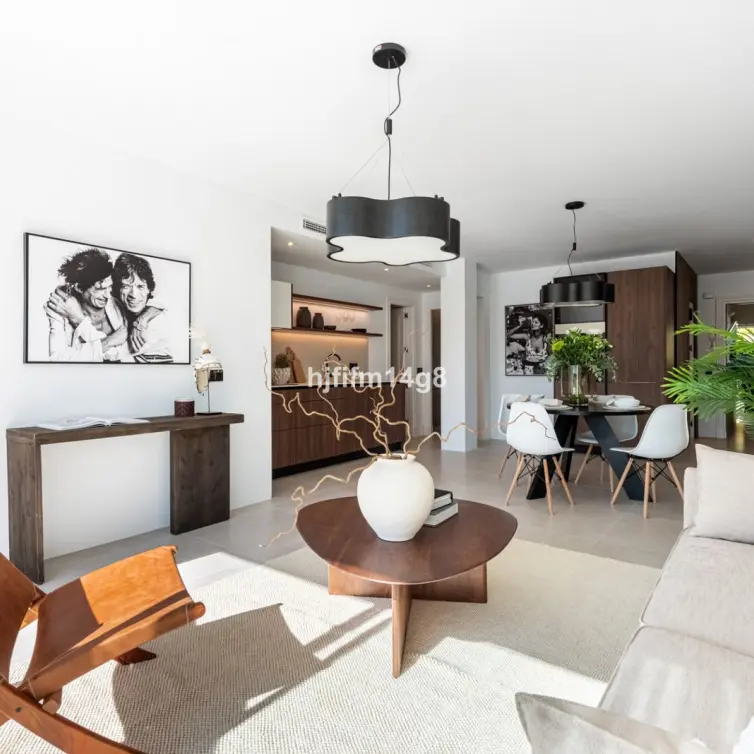 Sale of middle floor apartment in La Quinta
