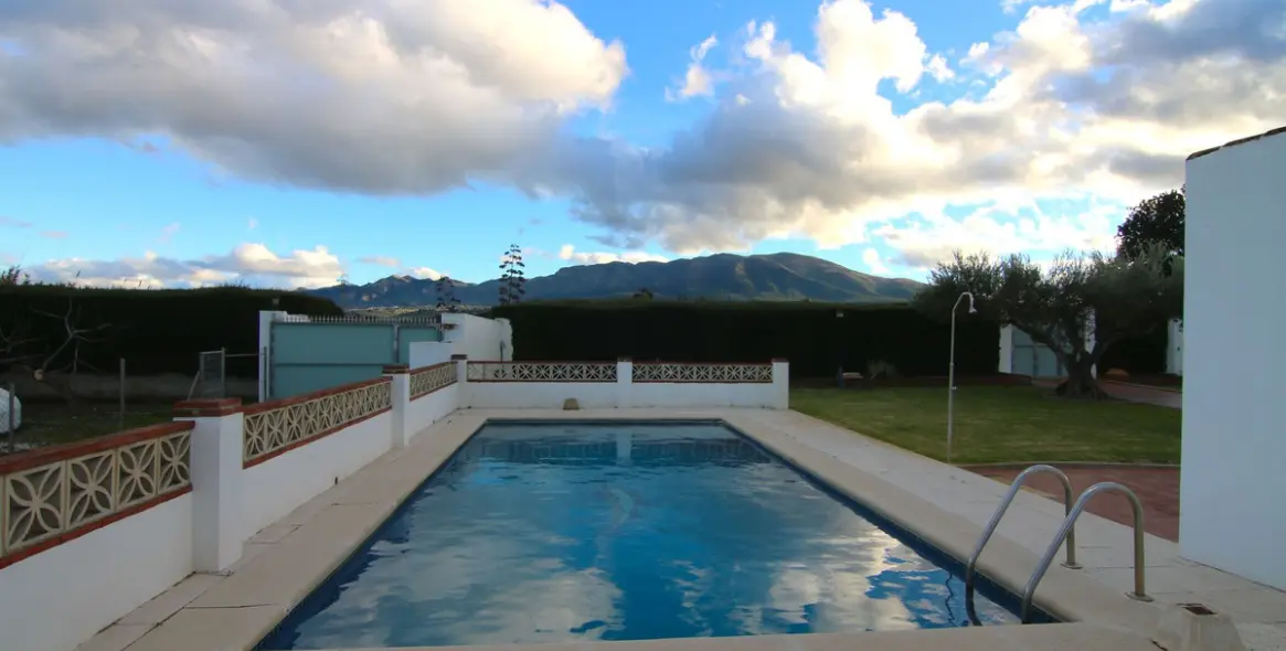 Sale of detached villa in Alhaurín el Grande 2