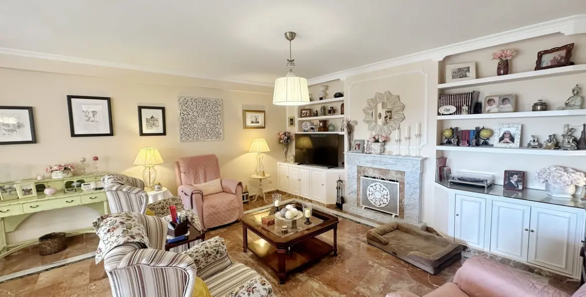 Venta de villa independiente en Rincón de la Victoria 5