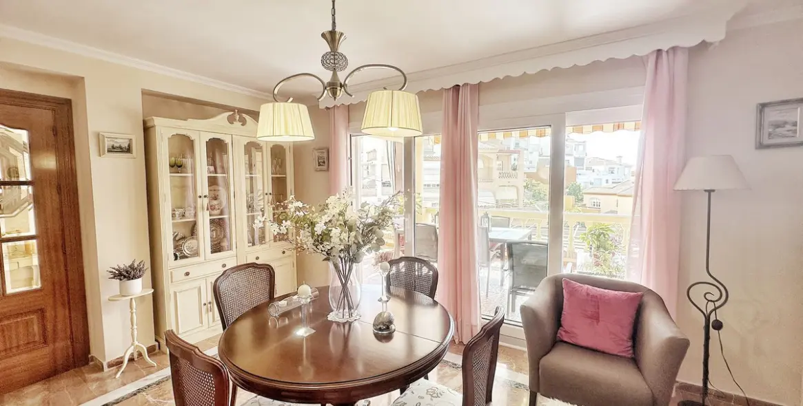 Venta de villa independiente en Rincón de la Victoria 6