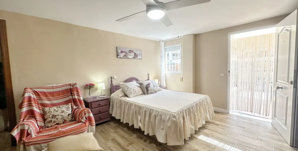 Venta de villa independiente en Rincón de la Victoria 13