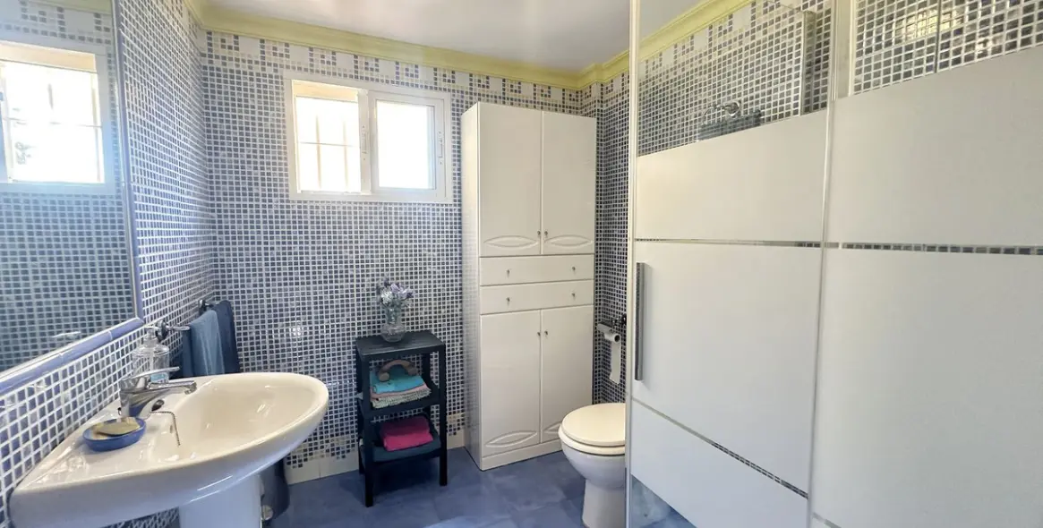 Venta de villa independiente en Rincón de la Victoria 14