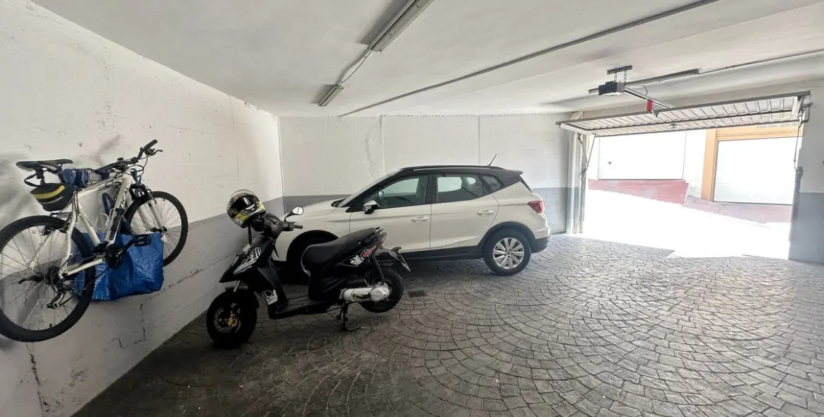 Продажа  отдельно стоящей виллы в Rincón de la Victoria 37