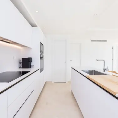 Venta de ático en Nueva Andalucía