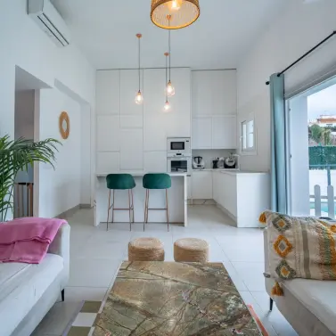 Sale of detached villa in El Candado