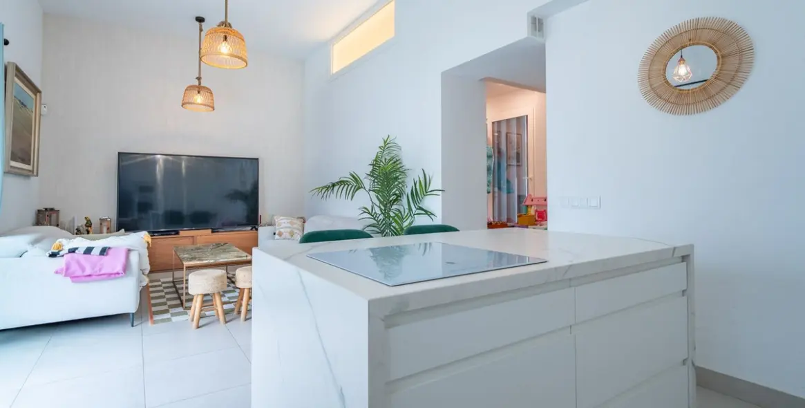 Venta de villa independiente en El Candado 5
