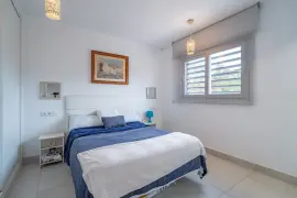 Image 10 thumb