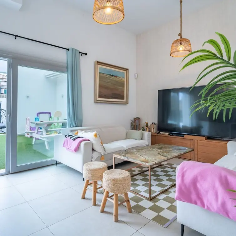 Sale of detached villa in El Candado
