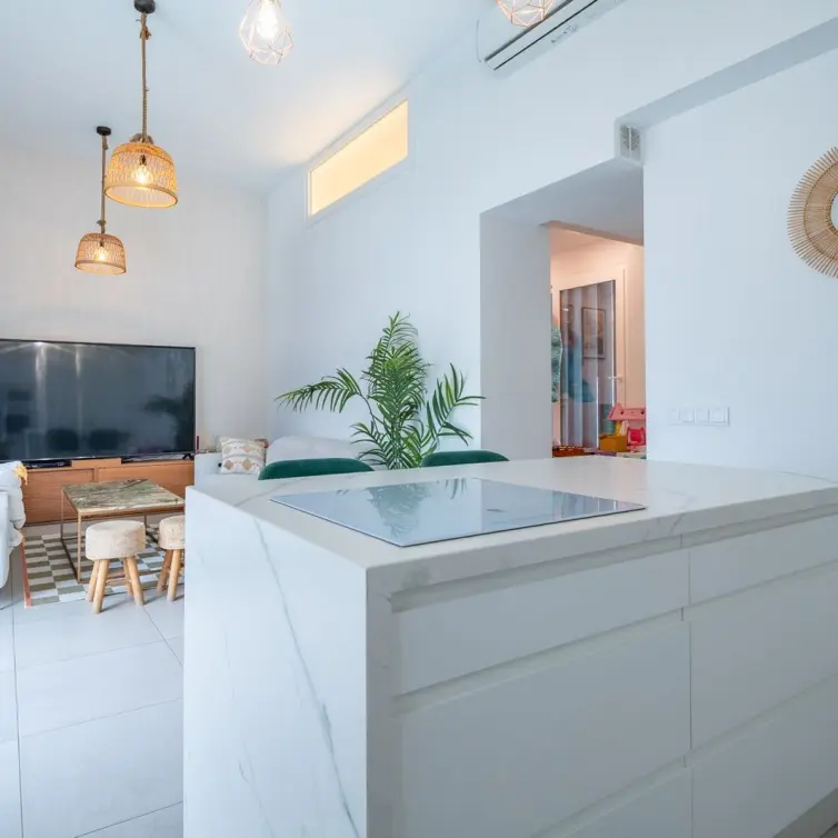 Sale of detached villa in El Candado