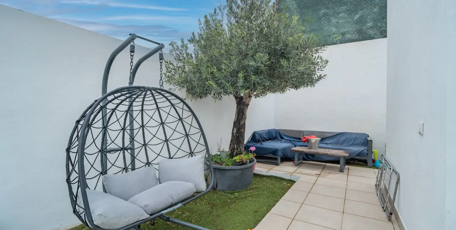 Sale of detached villa in El Candado 30
