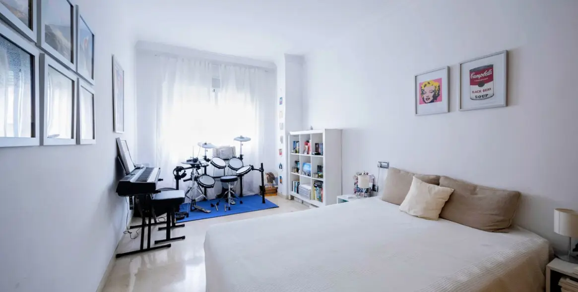 Venta de apartamento en planta media en Marbella 14