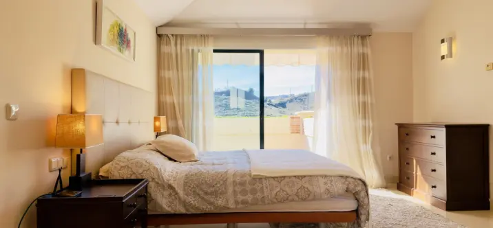 Venta de ático dúplex en Benahavís 3