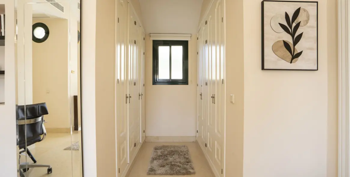 Sale of penthouse duplex in Benahavís 21