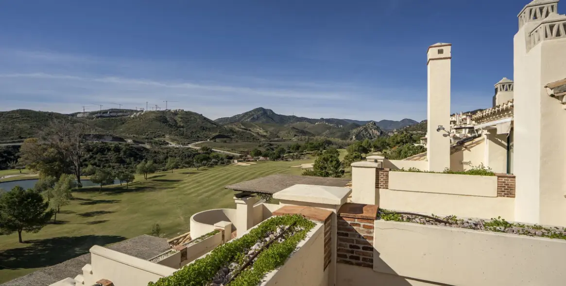 Sale of penthouse duplex in Benahavís 22