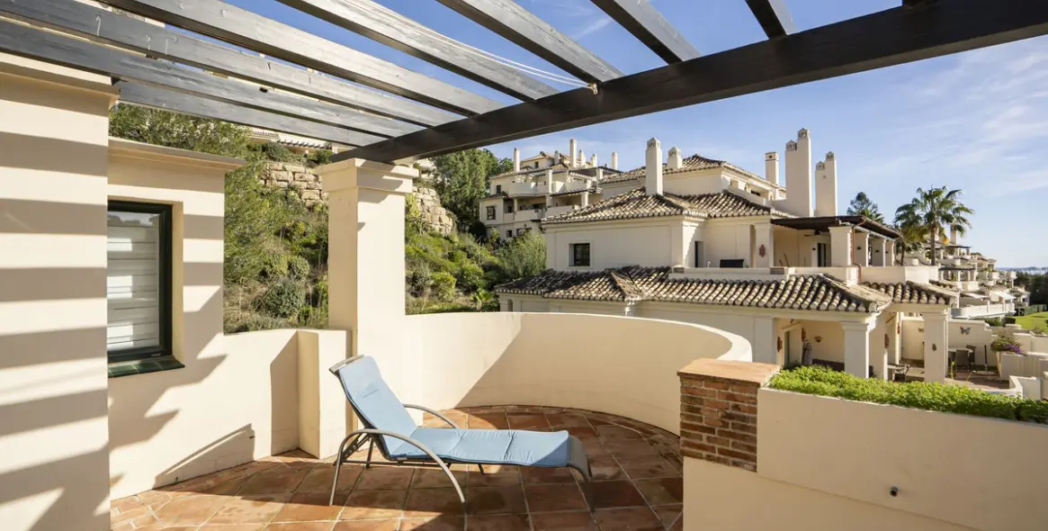 Sale of penthouse duplex in Benahavís 25