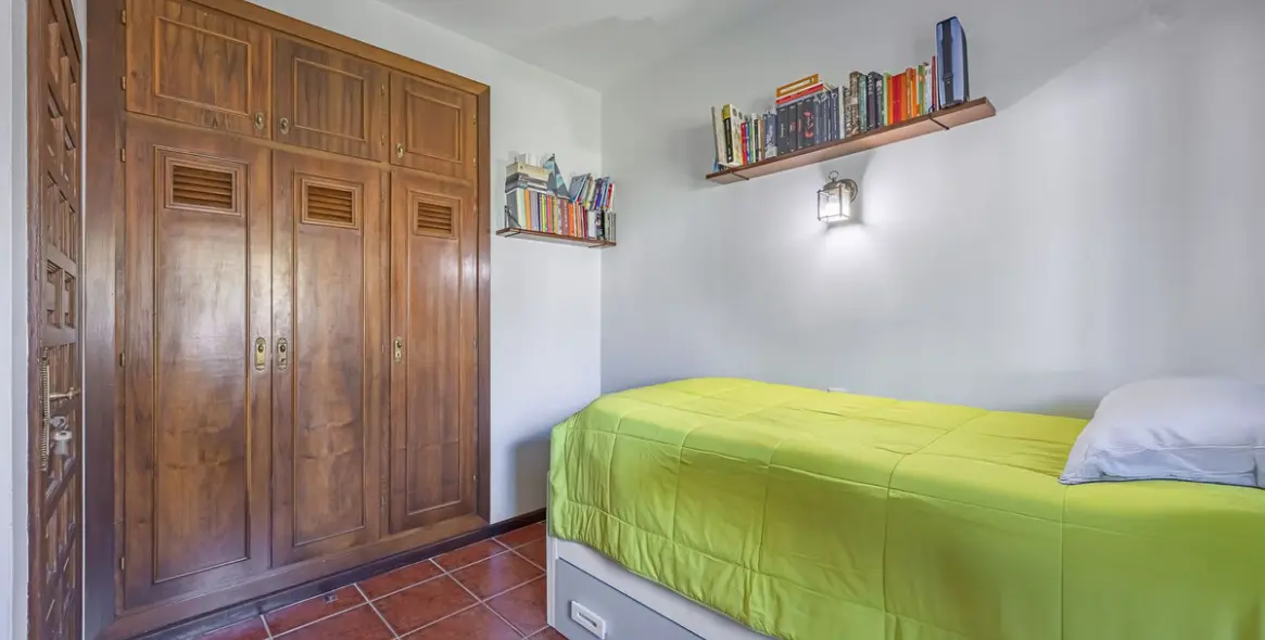 Venta de villa independiente en Guadalmina Alta 16