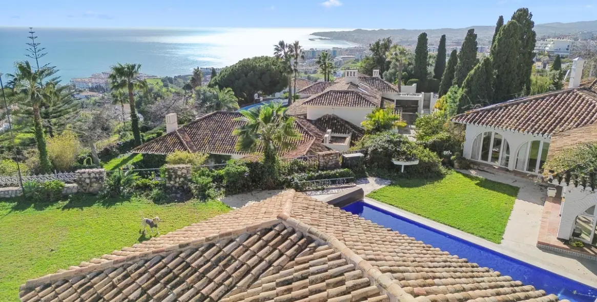 Venta de villa independiente en Benalmadena 1