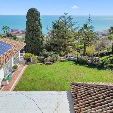 Venta de villa independiente en Benalmadena