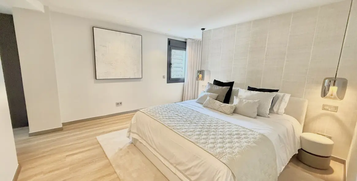 Продажа апартаментов на среднем этаже в Puerto Banús 24