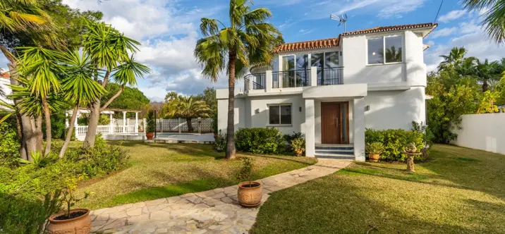 Venta de villa independiente en Marbesa 1