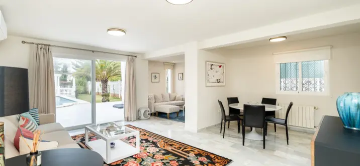 Venta de villa independiente en Marbesa 2