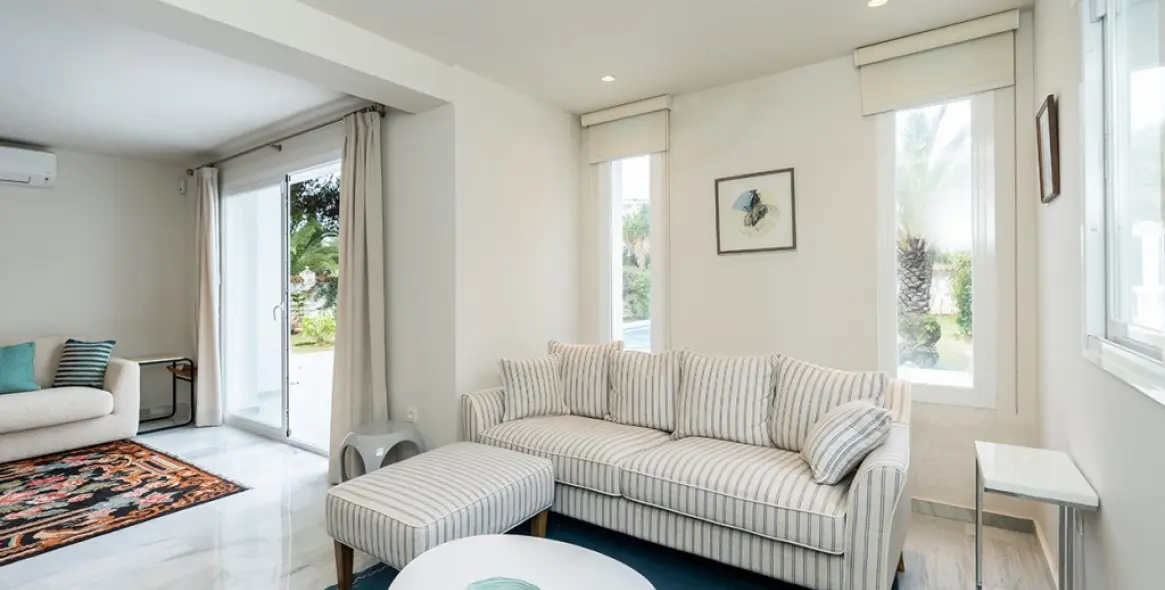 Venta de villa independiente en Marbesa 5