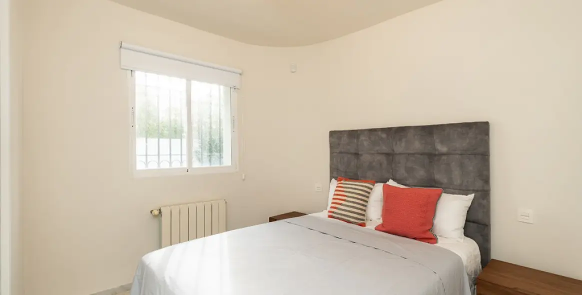 Venta de villa independiente en Marbesa 11