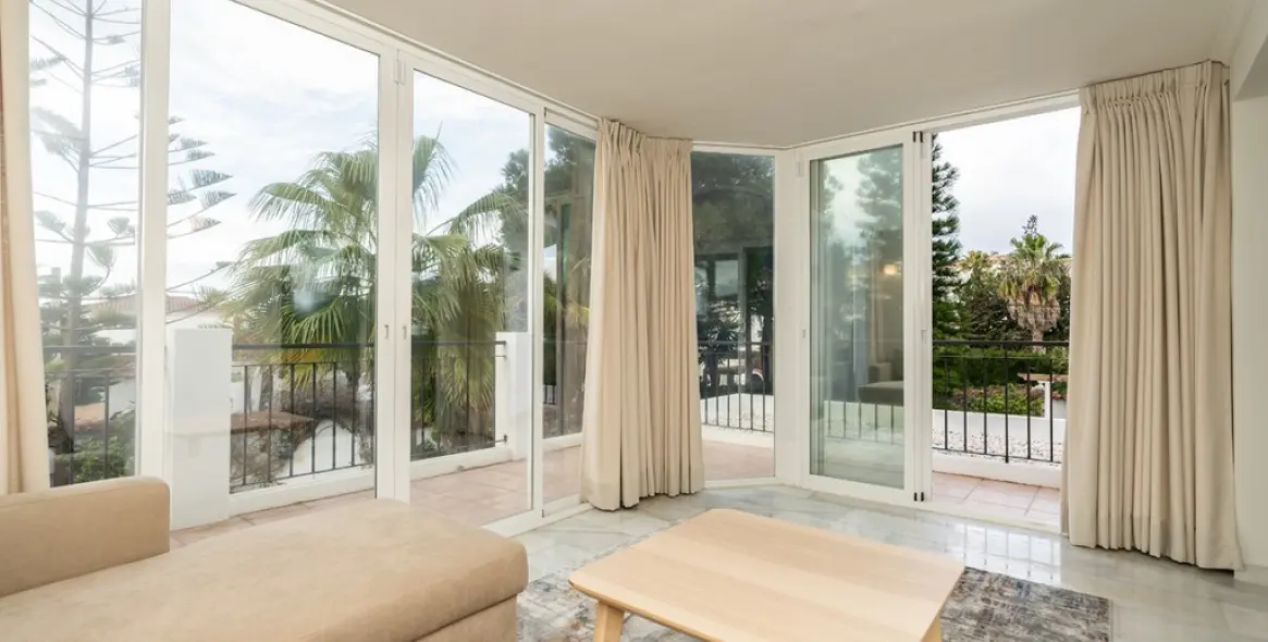 Venta de villa independiente en Marbesa 15