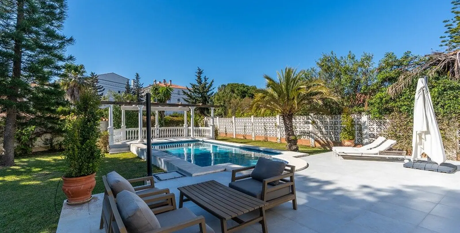 Venta de villa independiente en Marbesa 3