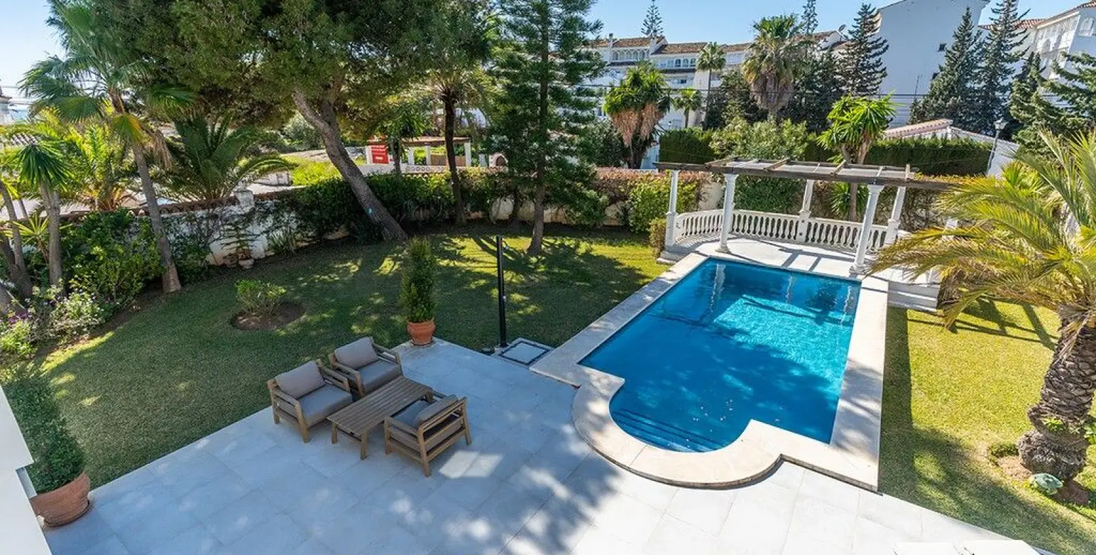 Venta de villa independiente en Marbesa 34