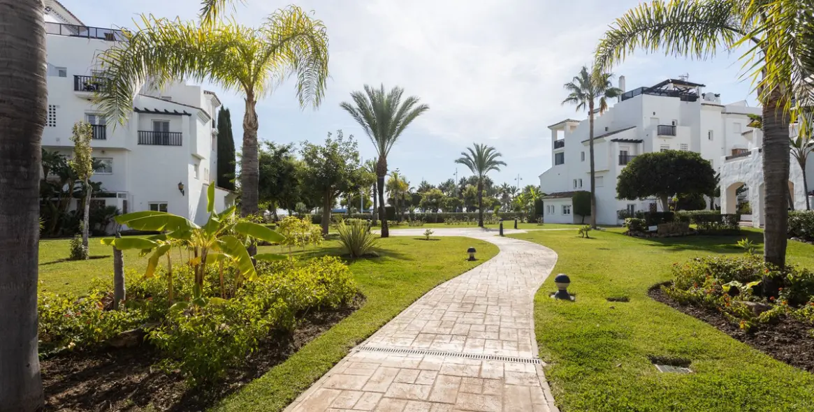 Краткосрочная аренда апартаментов на первом этаже в San Pedro de Alcántara 39