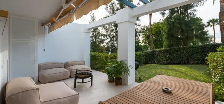 Продажа апартаментов на первом этаже в La Quinta 1