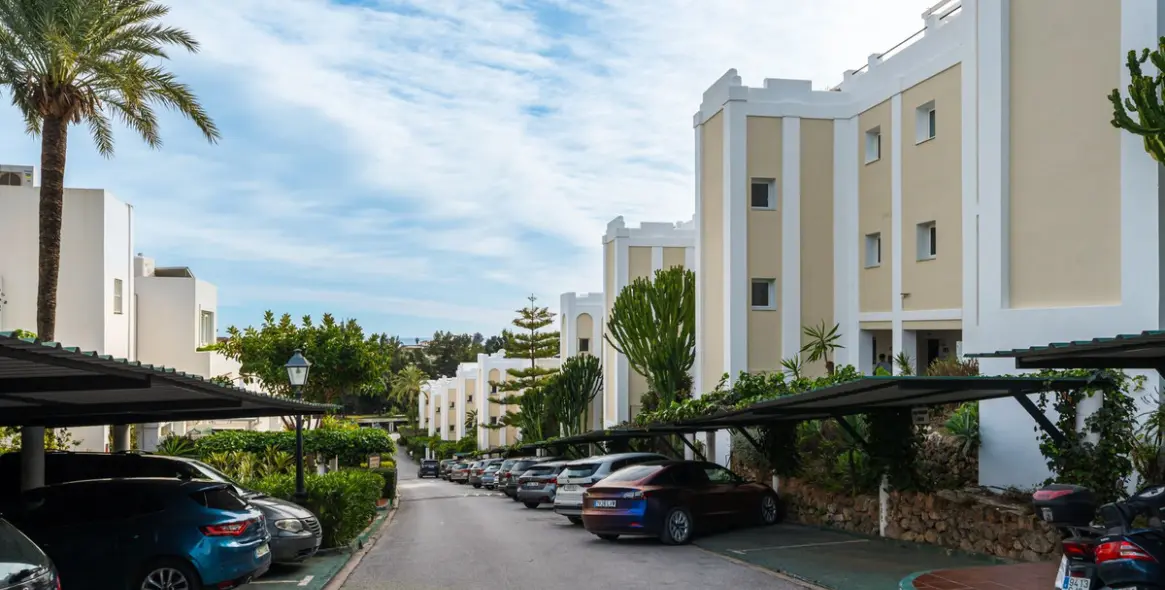 Продажа апартаментов на первом этаже в La Quinta 13