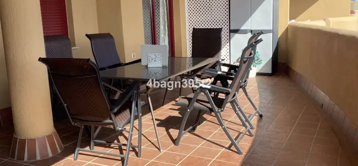 Продажа апартаментов на среднем этаже в La Cala de Mijas 0