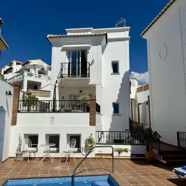 Sale of detached villa in Nerja