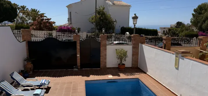 Sale of detached villa in Nerja 3