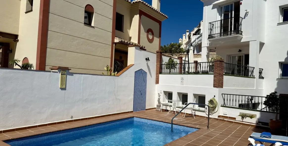 Sale of detached villa in Nerja 9