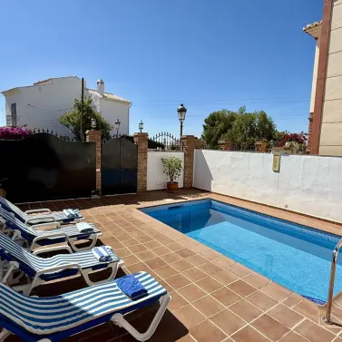 Sale of detached villa in Nerja