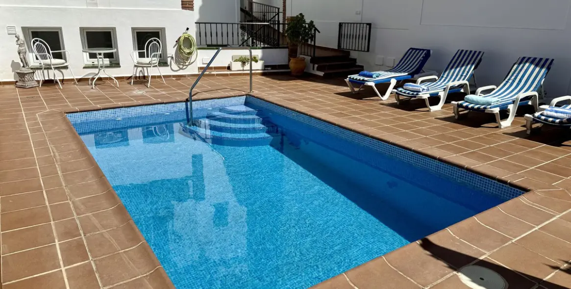 Sale of detached villa in Nerja 3